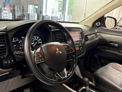2019 Mitsubishi Outlander ES