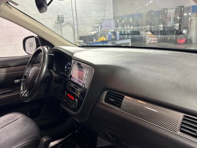 2019 Mitsubishi Outlander ES