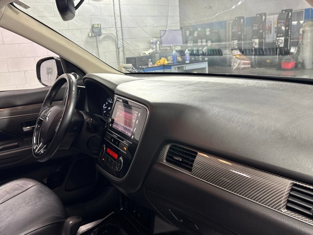2019 Mitsubishi Outlander ES