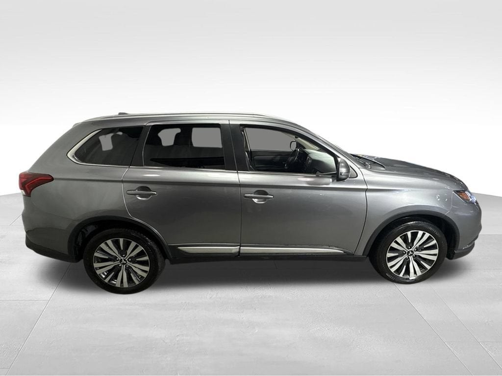 2019 Mitsubishi Outlander ES