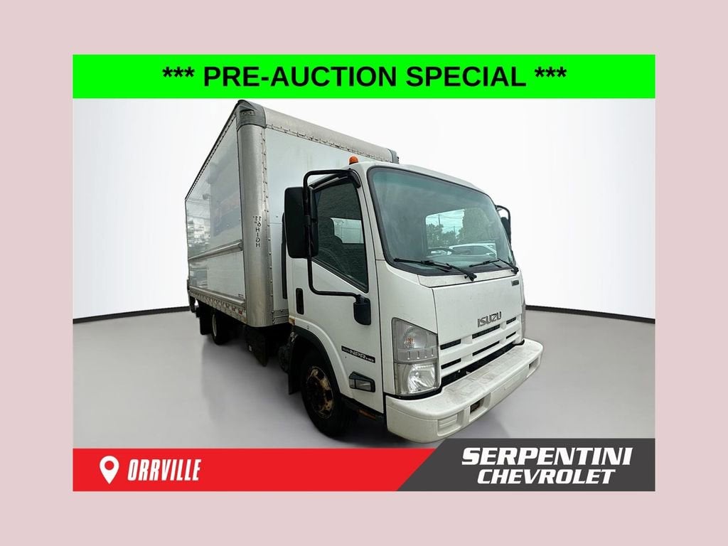 2015 Isuzu NPR-HD's photo