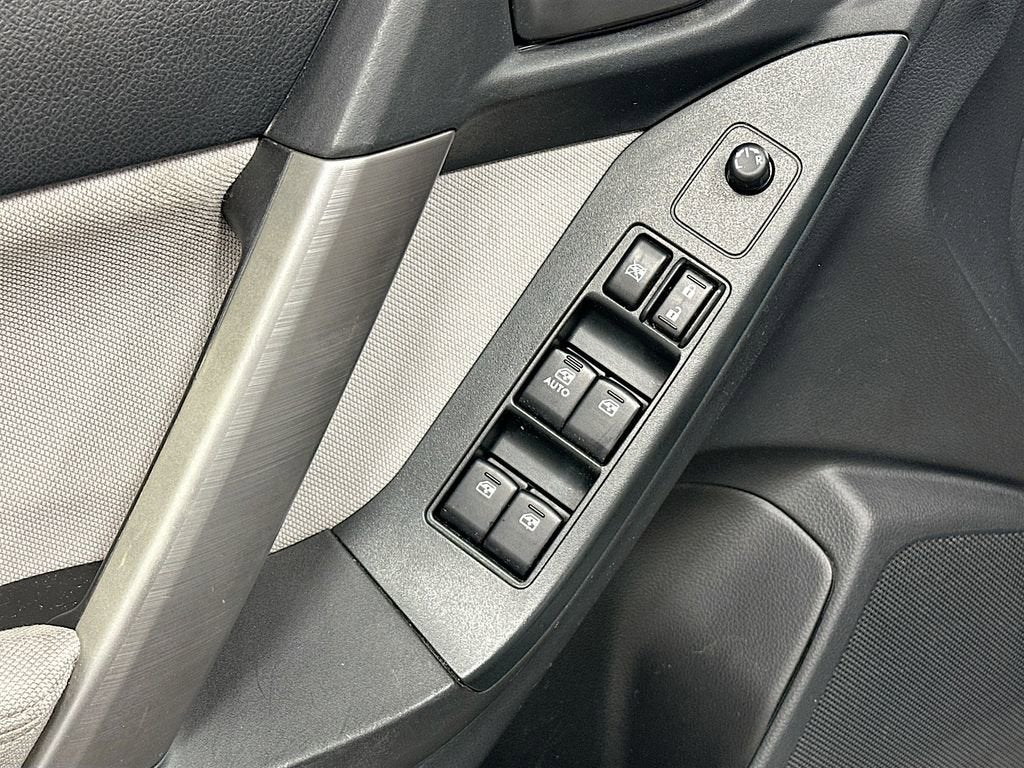 2015 Subaru Forester 2.5i