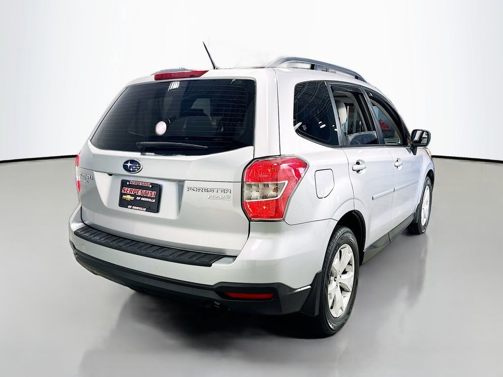 2015 Subaru Forester 2.5i