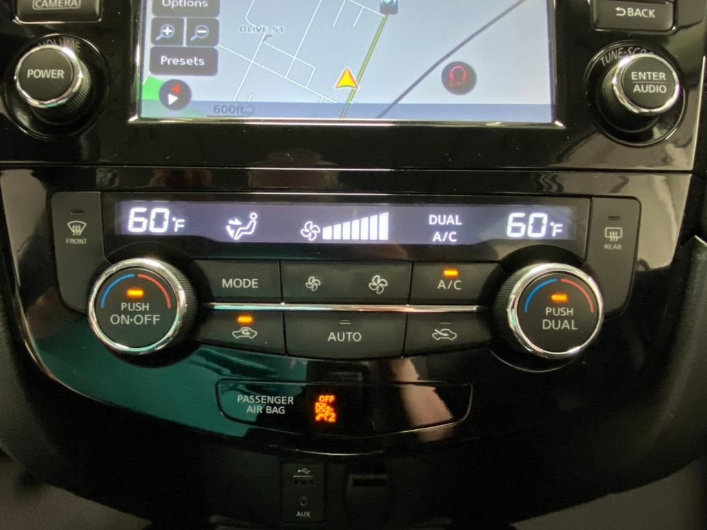2017 Nissan Rogue SL