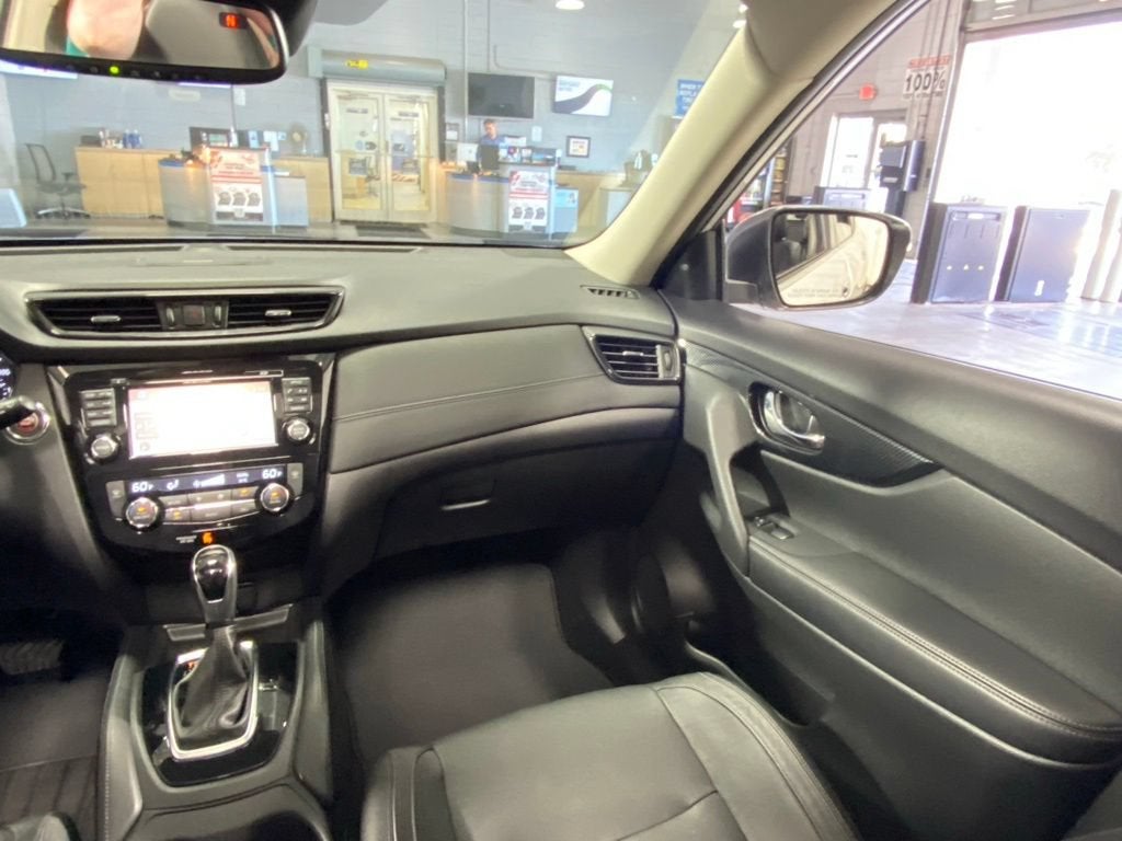 2017 Nissan Rogue SL