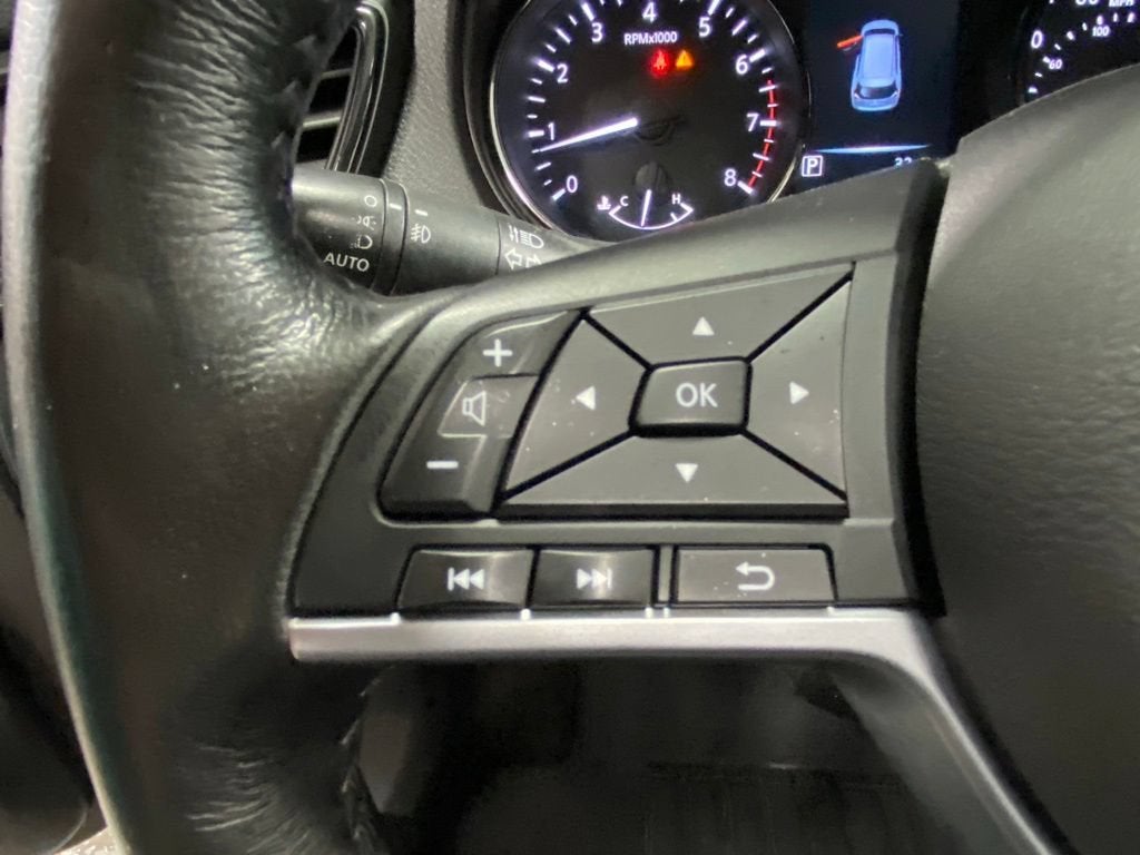 2017 Nissan Rogue SL