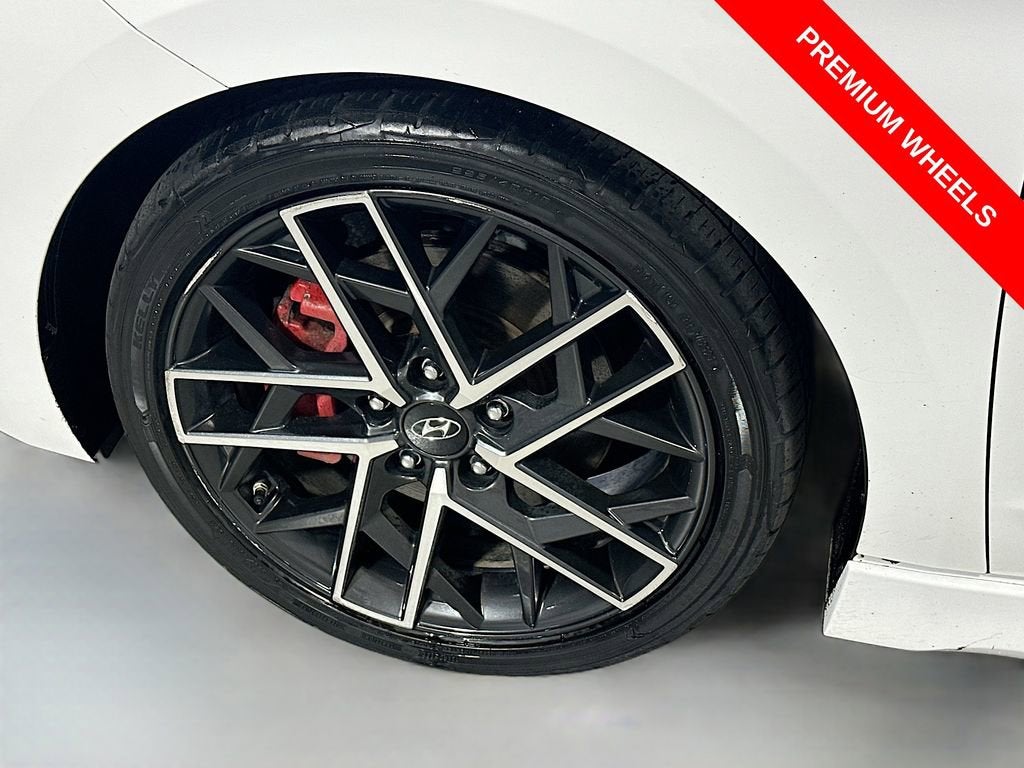 2020 Hyundai Elantra Sport