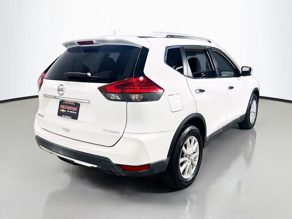 2017 Nissan Rogue SV