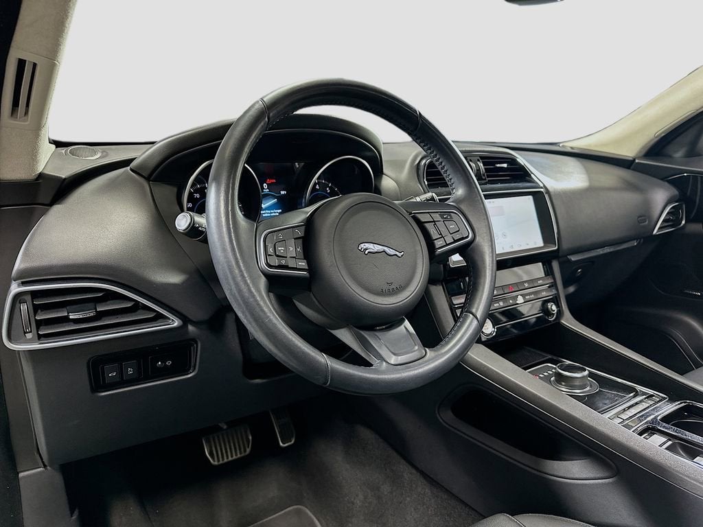 2019 Jaguar F-PACE 25t Premium