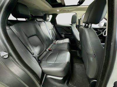 2019 Jaguar F-PACE 25t Premium
