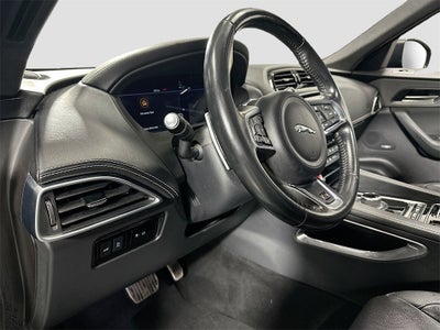 2019 Jaguar F-PACE S