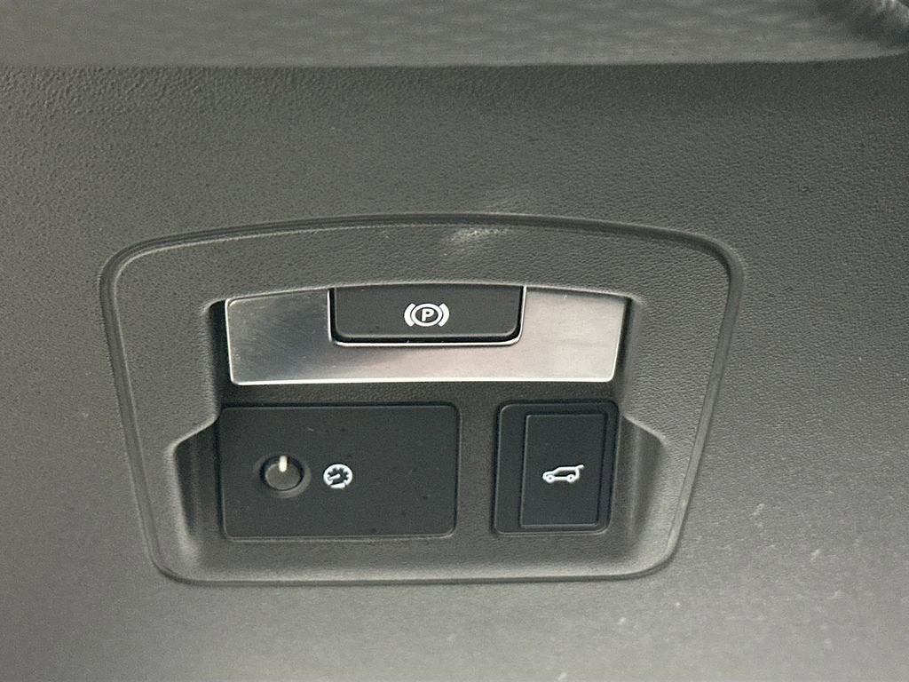 2019 Land Rover Range Rover Velar R-Dynamic SE