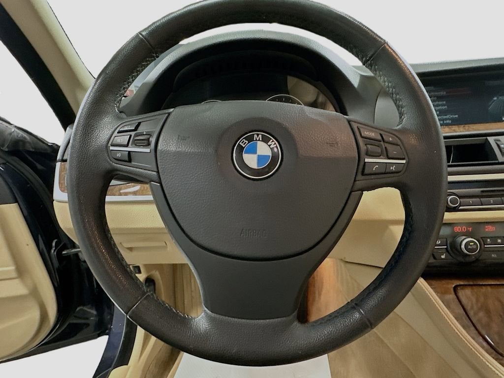 2013 BMW 5 Series 528i xDrive