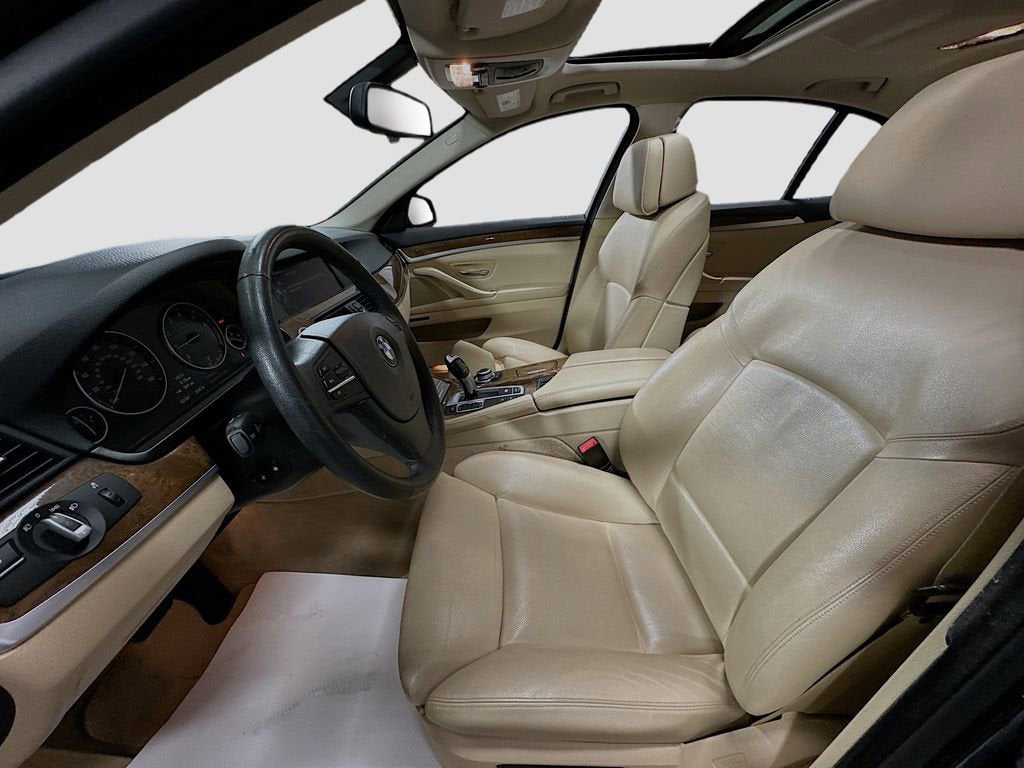 2013 BMW 5 Series 528i xDrive