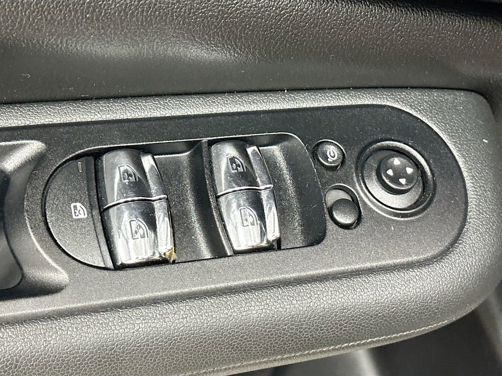 2017 MINI Clubman Cooper