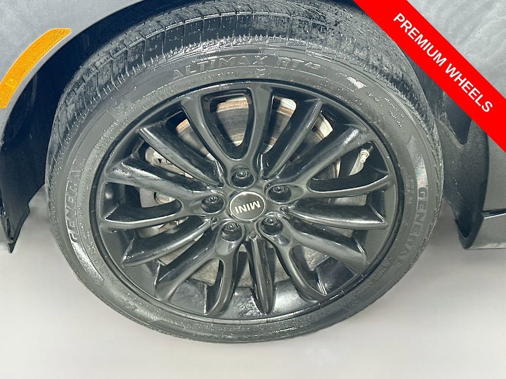 2017 MINI Clubman Cooper