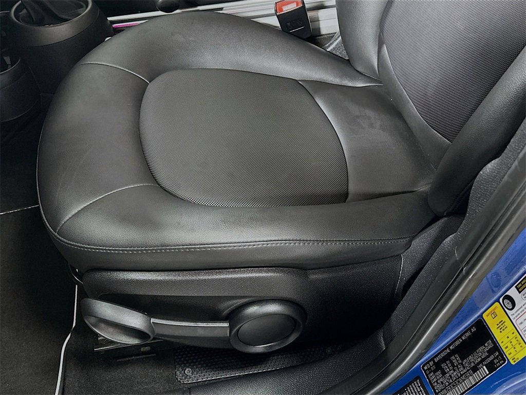 2012 MINI Cooper Countryman Base