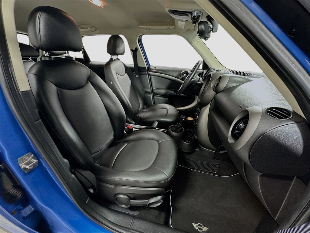 2012 MINI Cooper Countryman Base