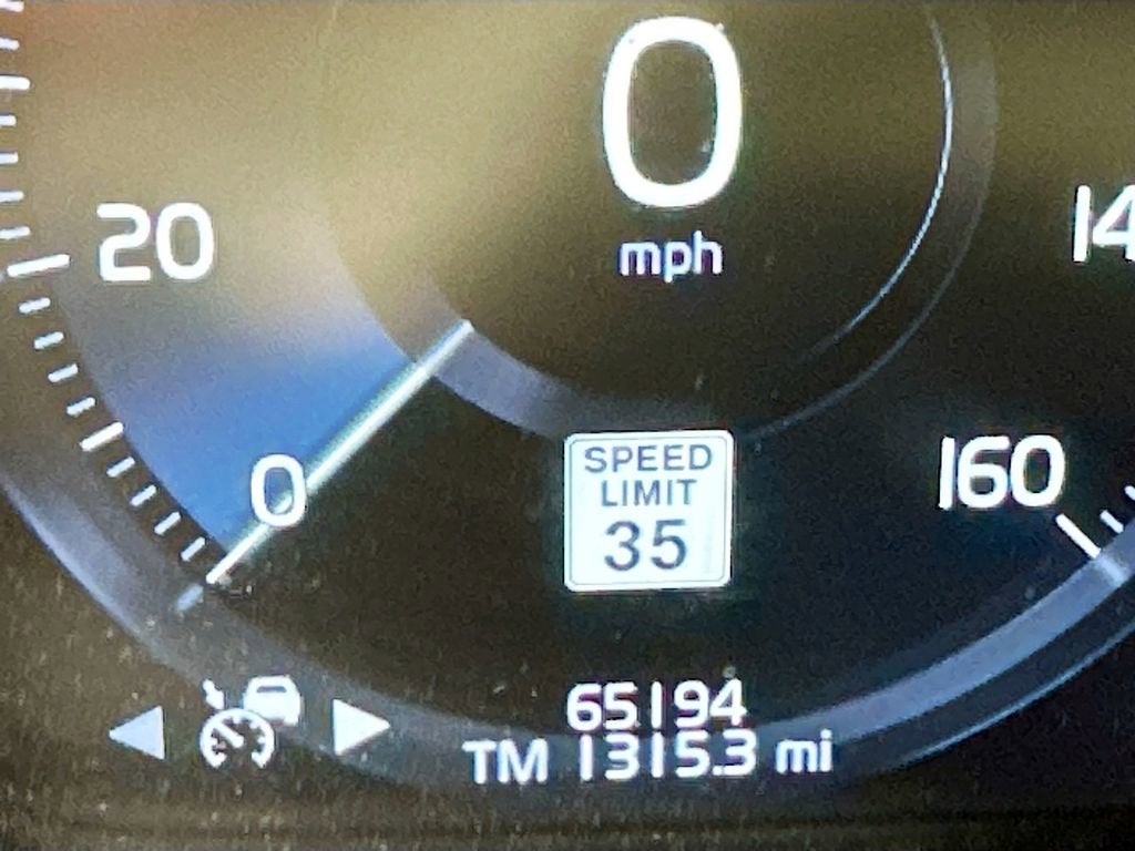 2020 Volvo XC90 Momentum