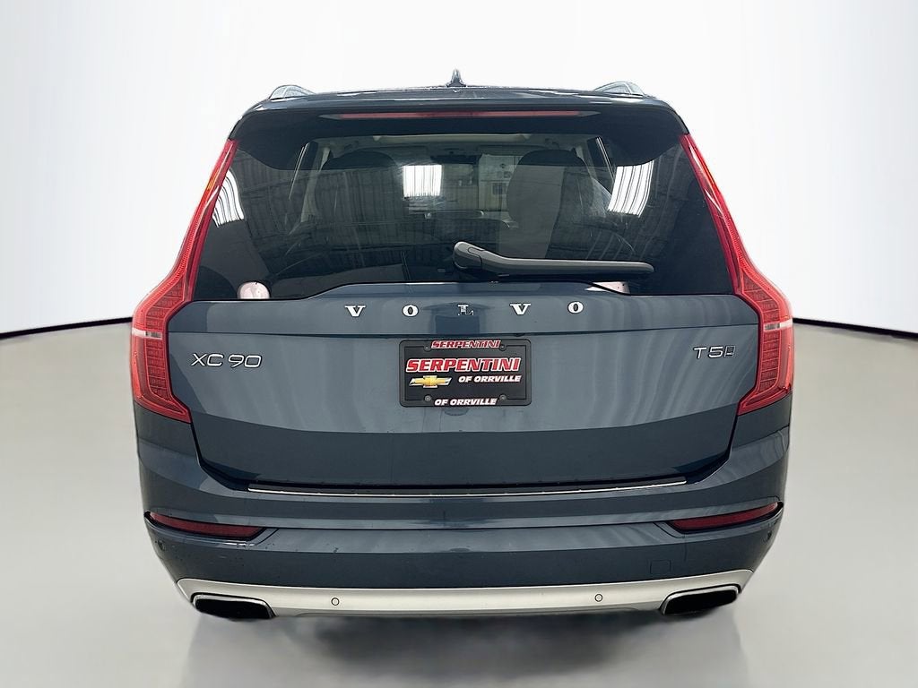 2020 Volvo XC90 Momentum