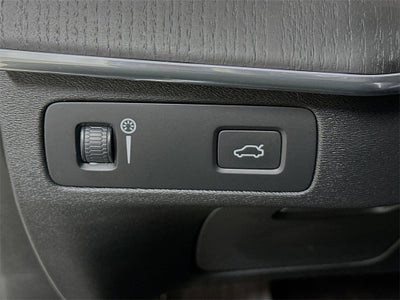 2020 Volvo XC90 Momentum