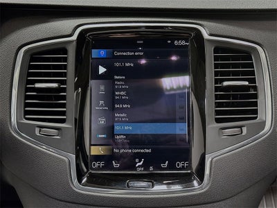 2020 Volvo XC90 Momentum