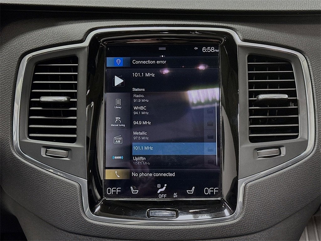 2020 Volvo XC90 Momentum