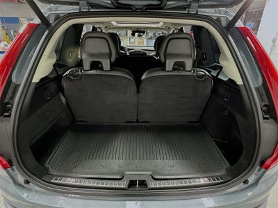 2020 Volvo XC90 Momentum