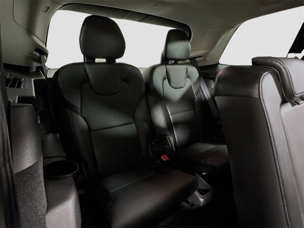 2020 Volvo XC90 Momentum