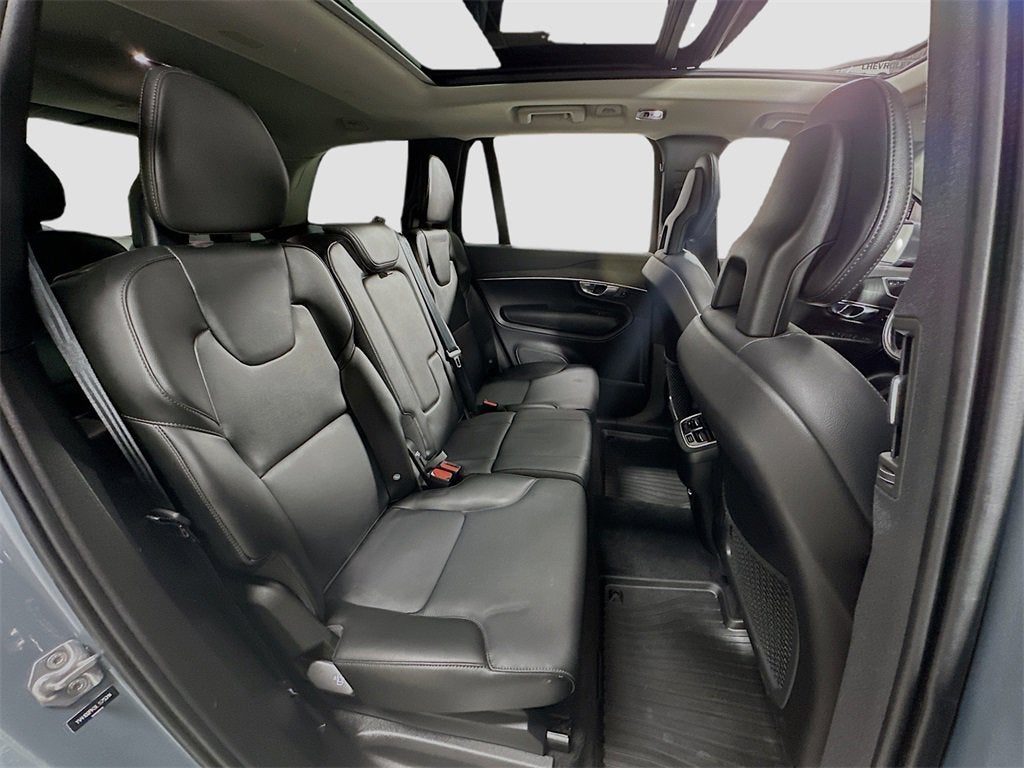 2020 Volvo XC90 Momentum