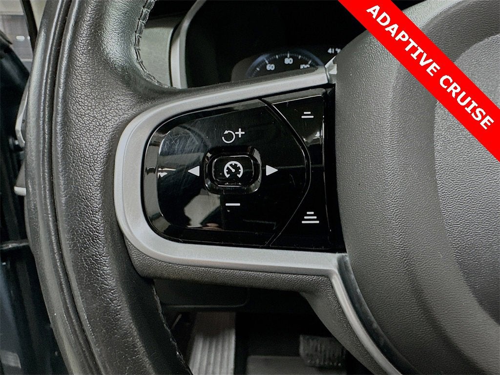 2020 Volvo XC90 Momentum