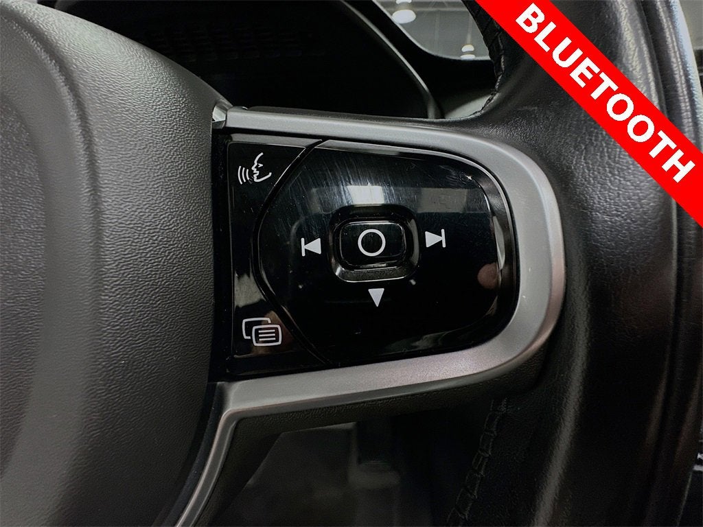 2020 Volvo XC90 Momentum