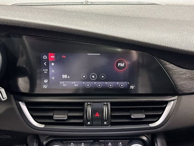 2021 Alfa Romeo Giulia Base